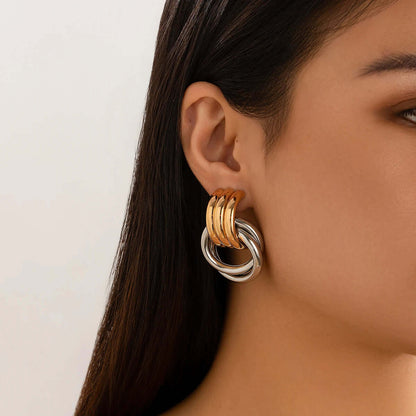 Mellosa Stud Earrings